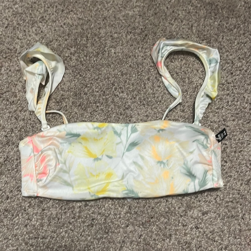 Victoria’s Secret PINK. NWT bikini top XS